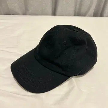 entire studios cap black ES2422 거의 미사용
