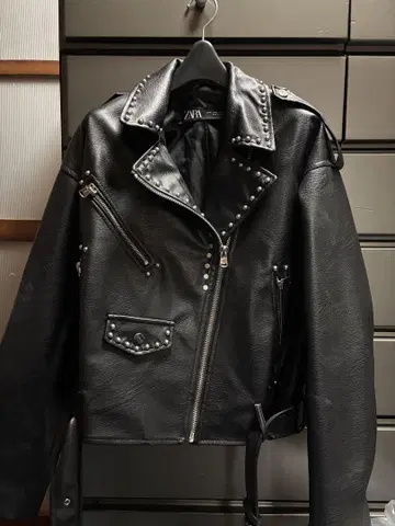 zara 스터드 가죽 자켓