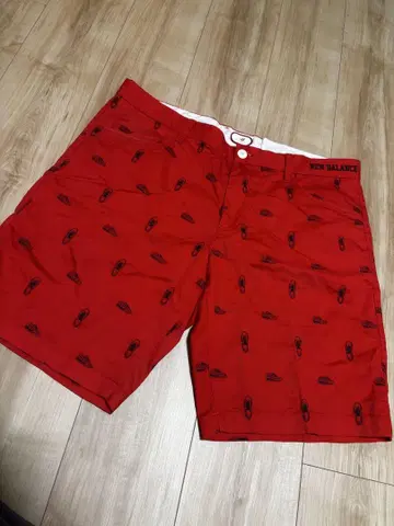 뉴발란스 하프 팬츠