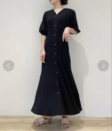 SNIDEL 스나이델 프론트 버튼 니트 원피스 블랙