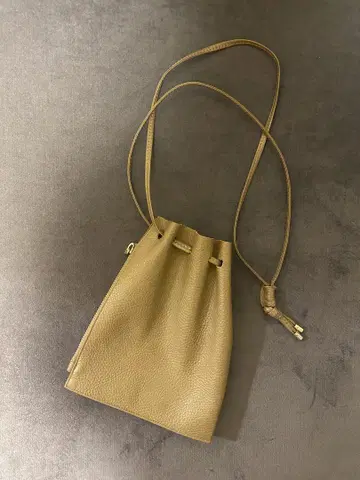 blancle 베이지 가죽 미니 복조리 숄더백