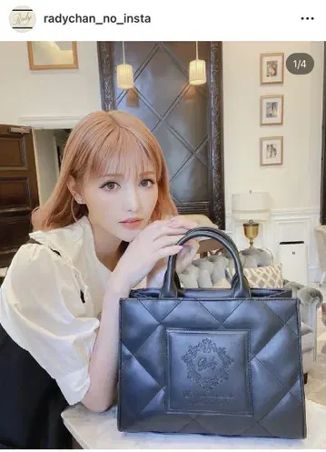 [ 새상품급 미사용품 ] Rady 블랙 퀼팅 토트백 완판템