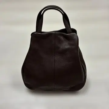 Diu 다크 브라운 숄더백