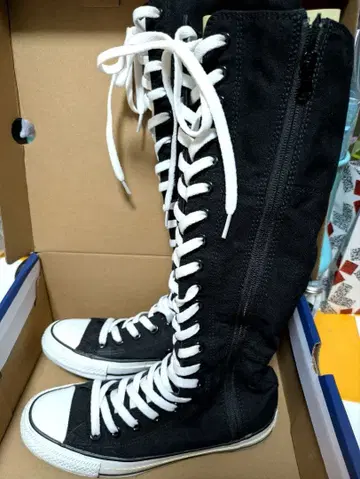 CONVERSE 롱 스니커즈 구형 디자인 블랙 스니커즈 부츠