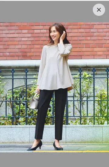 세레모니 더블 크로스 블라우스