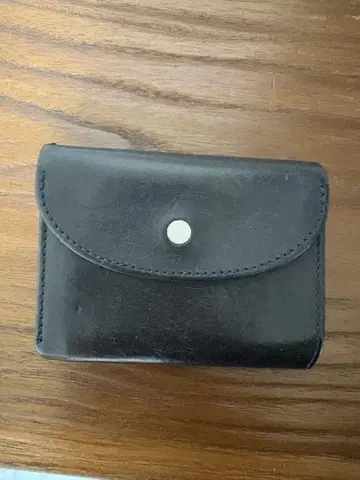 Iru 이케노하타 긴카텐 3단 폴더형 지갑