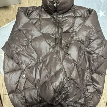 브라운 퀼팅 다운 자켓