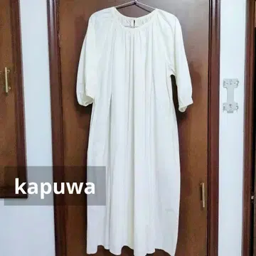 kapuwa 크림색 7부 소매 원피스