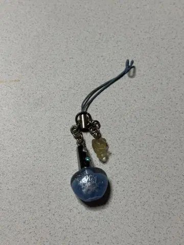 헬로키티 키링 네일 보틀 엔젤