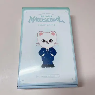StrayKids MagicSchool 팝업 outfit 지니레트