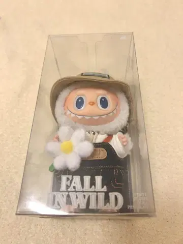 THE MONSTERS FALL IN WIND