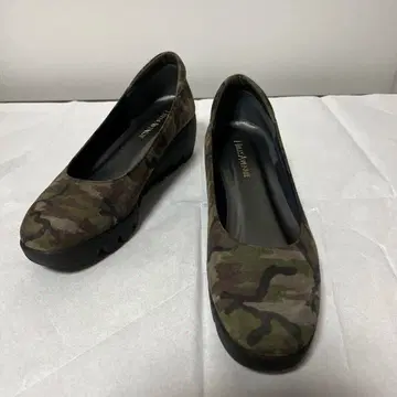 [ 레어 새상품급 ] HILLS AVENUE 웨이브 밑창 카모플라쥬 패턴