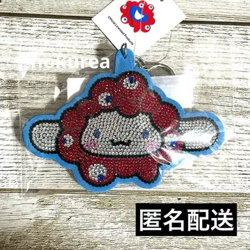 미야쿠미야쿠 시나모롤 반짝이 가죽 키링 산리오 회장 한정판 3