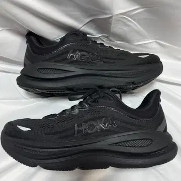 HOKA 블랙 러닝화