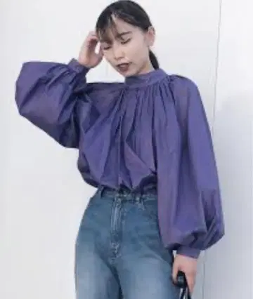 [ 미사용 새상품 ] Ameri VINTAGE 벌룬 슬리브 플리츠 상의