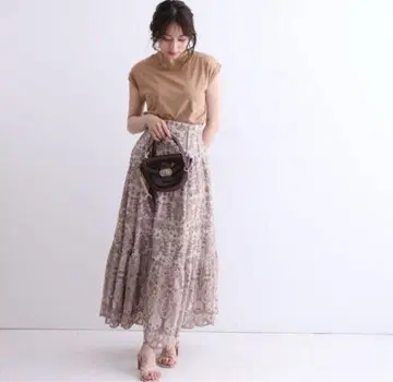 Mystrada 자수 스커트 x 컷 세트