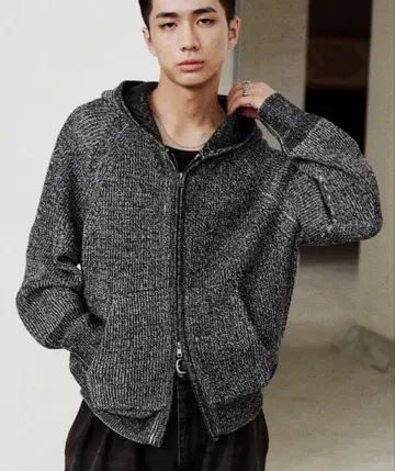 WYM AZE KNIT CROPPED HOODIE