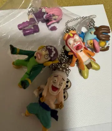 원피스 초 깜짝 스윙 네거티브 가챠가챠 키링 세트