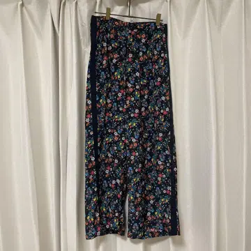 meyame SIDE LINE WIDE PANTS(FROWER)