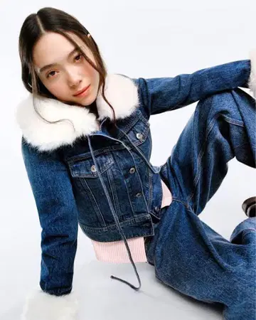 Gap x Sandy Liang 비건 퍼 크롭 데님 자켓