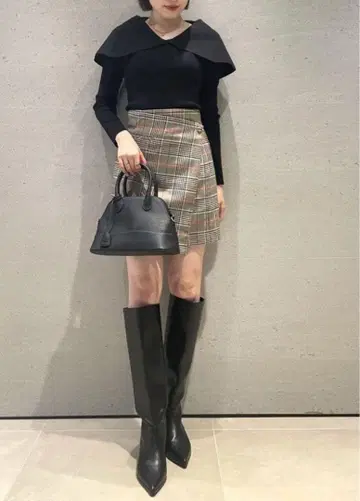 [택 포함 새상품] SNIDEL 랩 디테일 미니 스커트