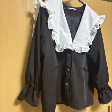 카라 부착 자켓 프릴 새상품