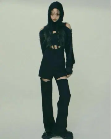 melt the lady hook slit slacks pants
