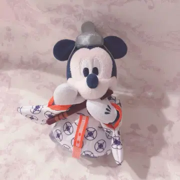 SixTONES 2025년 미키 설날 인형 배지