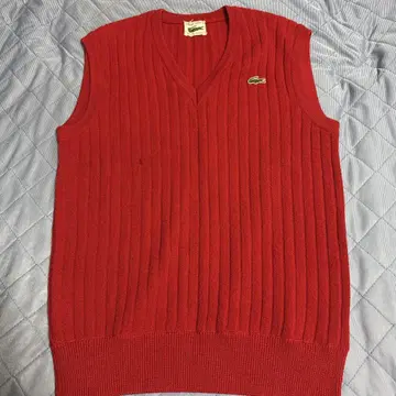 Lacoste 리브 편직 베스트 레드 프랑스 산
