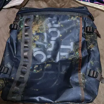 THE NORTH FACE 백팩 블랙/옐로우 컬러