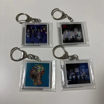 세카오와 SEKAINOOWARI 키링 재킷 사진 시크릿 하우스