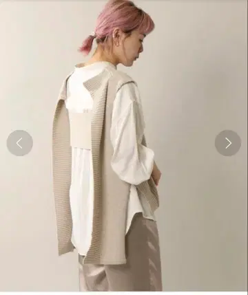 에이미 로우 백 오픈 니트 베스트 베스트