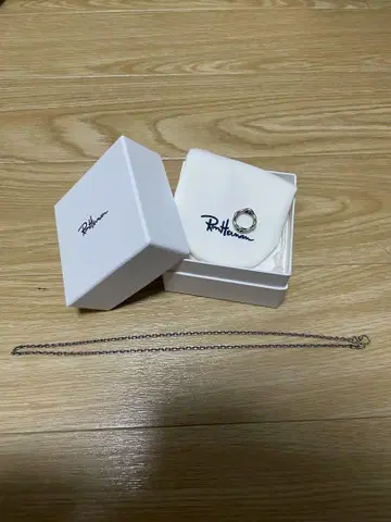 HOORSENBUHS 호센부스 참 목걸이