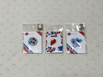 코먀크 핀 배지 3종 세트