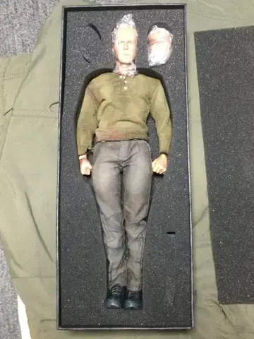 1/6 다이 하드 조니 2.0 피규어