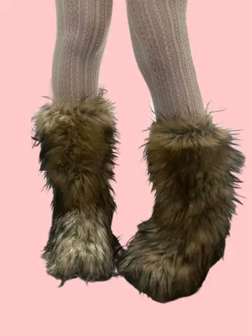 XU/엑스유 Monster boots/퍼 부츠 Y2K