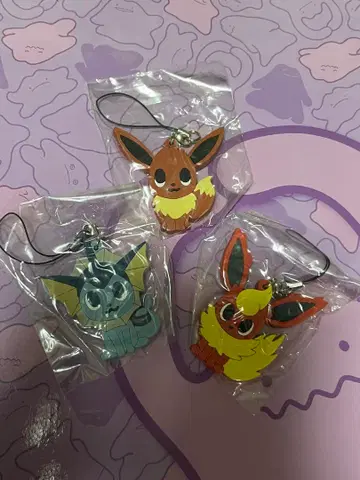 이브이, 부스터, 샤미드 러버 스트랩 3종 세트