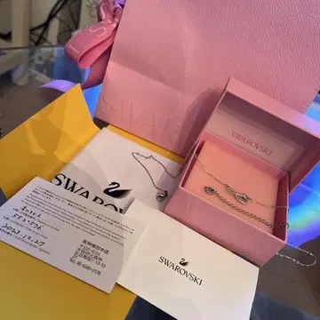 Swarovski 하트 모티브 목걸이