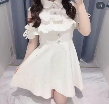 evelyn 비쥬 오프숄더 OP 데님 원피스 화이트
