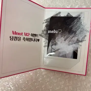 NouerA 준표 사인 폴라로이드