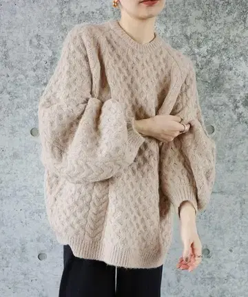 케이블 니트 벌룬 슬리브 스웨터 베이지
