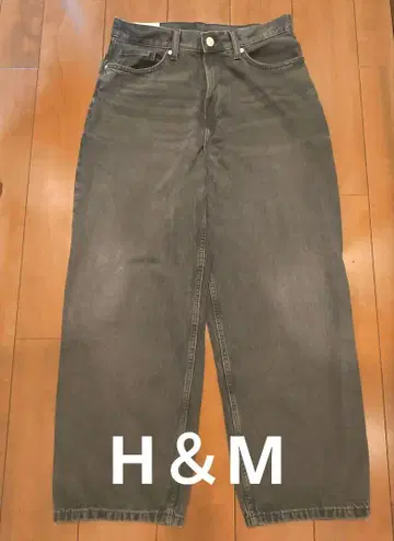 새상품급 H&M BAGGY BLACK 데님 팬츠