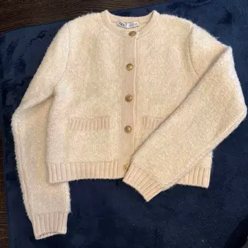 ZARA 가디건 니트 상의 화이트 골드 버튼 S 사이즈