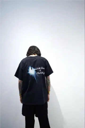 varde77 LIGHT! T-SHIRTS 발데세븐티세븐