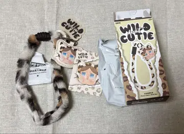 CRYBABY Wild but Cutie 폰참