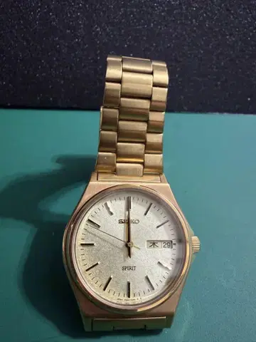 SEIKO SPIRIT 7N43-7180 골드 손목시계