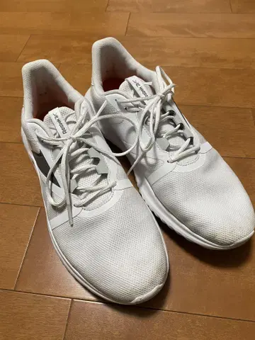 Reebok 화이트 스니커즈 28.5cm fuel foam