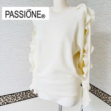 택 포함 새상품 파시오네 PASSIONE 프릴 슬리브 니트 긴팔 니트