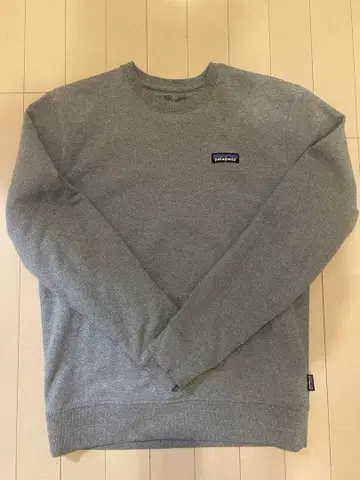 [ 새상품급 ] patagonia 그레이 크루넥 트레이닝복