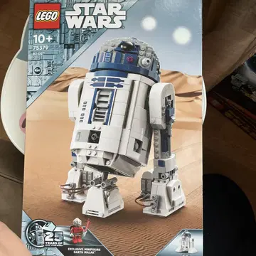 LEGO STAR WARS R2-D2 75379